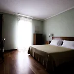 Ξενοδοχείο Diana 3*