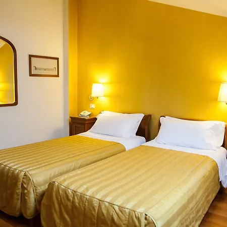 Hotel Diana