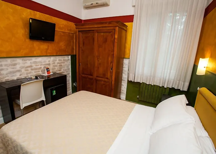 ديانا فندق 3*