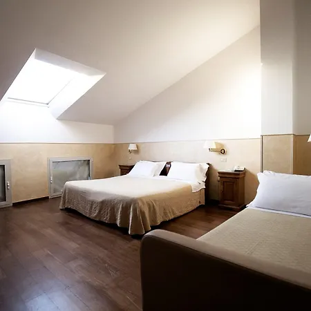 מלון Diana ראבנה